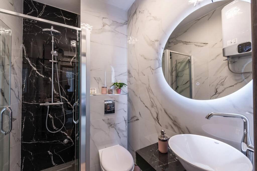 Leda Apartman